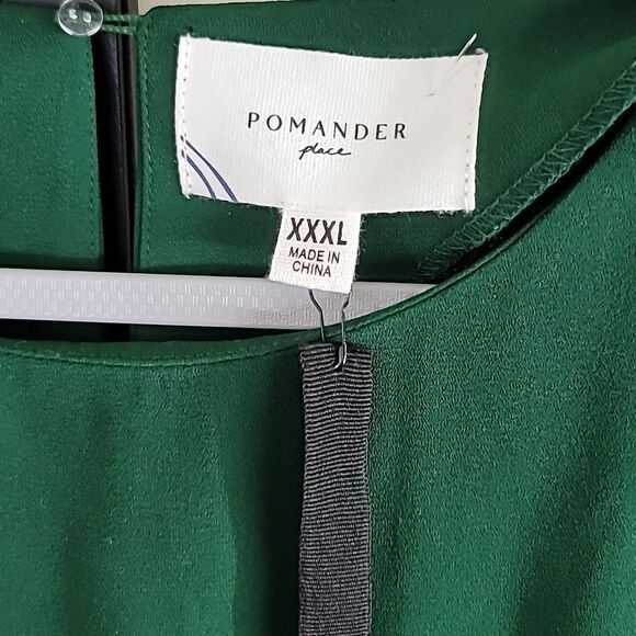 Pomander Place NWT blHunter Green Carlota Peplum Blouse - Picture 5 of 12